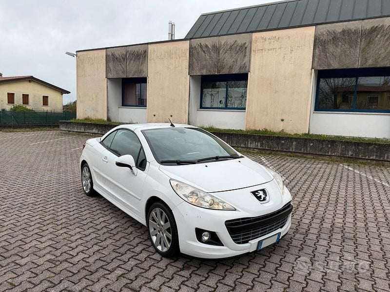 Usata Peugeot 207 CC 108 CV (79 kW) 2010 Bianco Cabrio