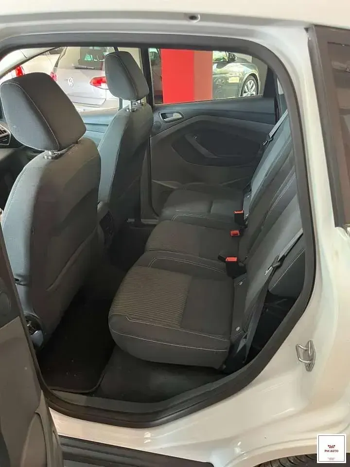 Usata Ford C-MAX Titanium 120 CV (88 kW) 2015 Bianco Monovolume