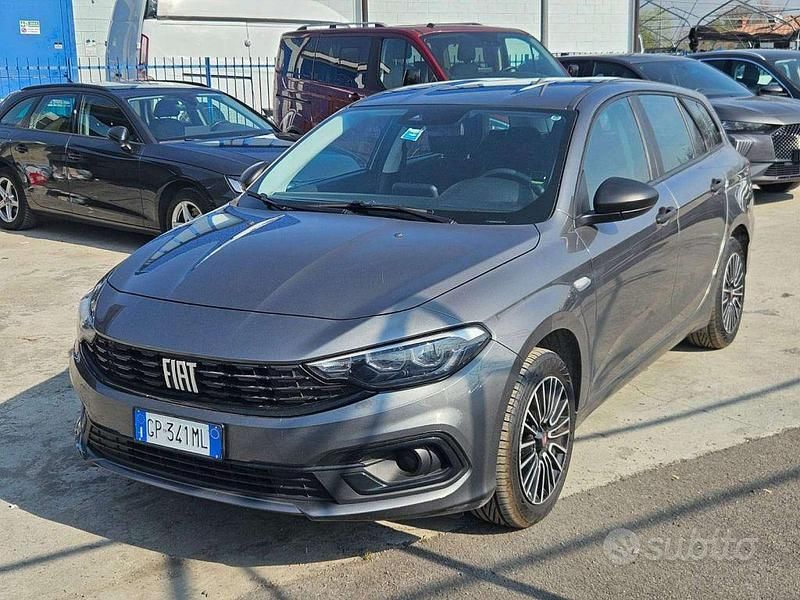 Usata Fiat Tipo 101 CV (74 kW) 2023 Grigio colosseo Station wagon