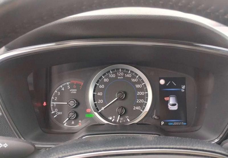 Usata Toyota Corolla Style 98 CV (72 kW) 2020 Nero Station wagon