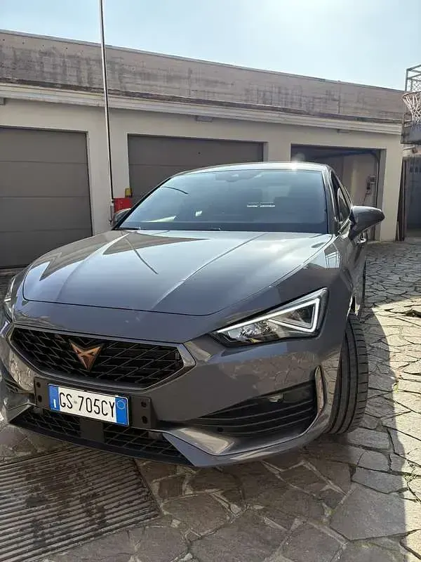 Usata Cupra Leon VZ 245 CV (180 kW) 2023 Berlina