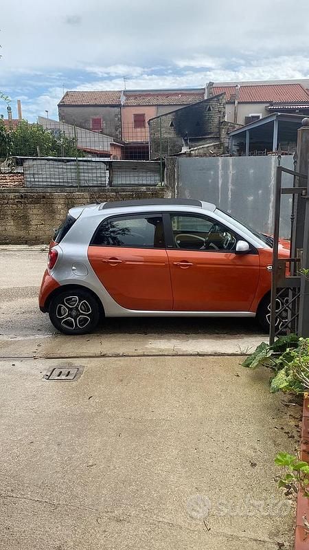 Begagnad Smart ForFour 71 HK (52 kW) 2014 Halvkombi