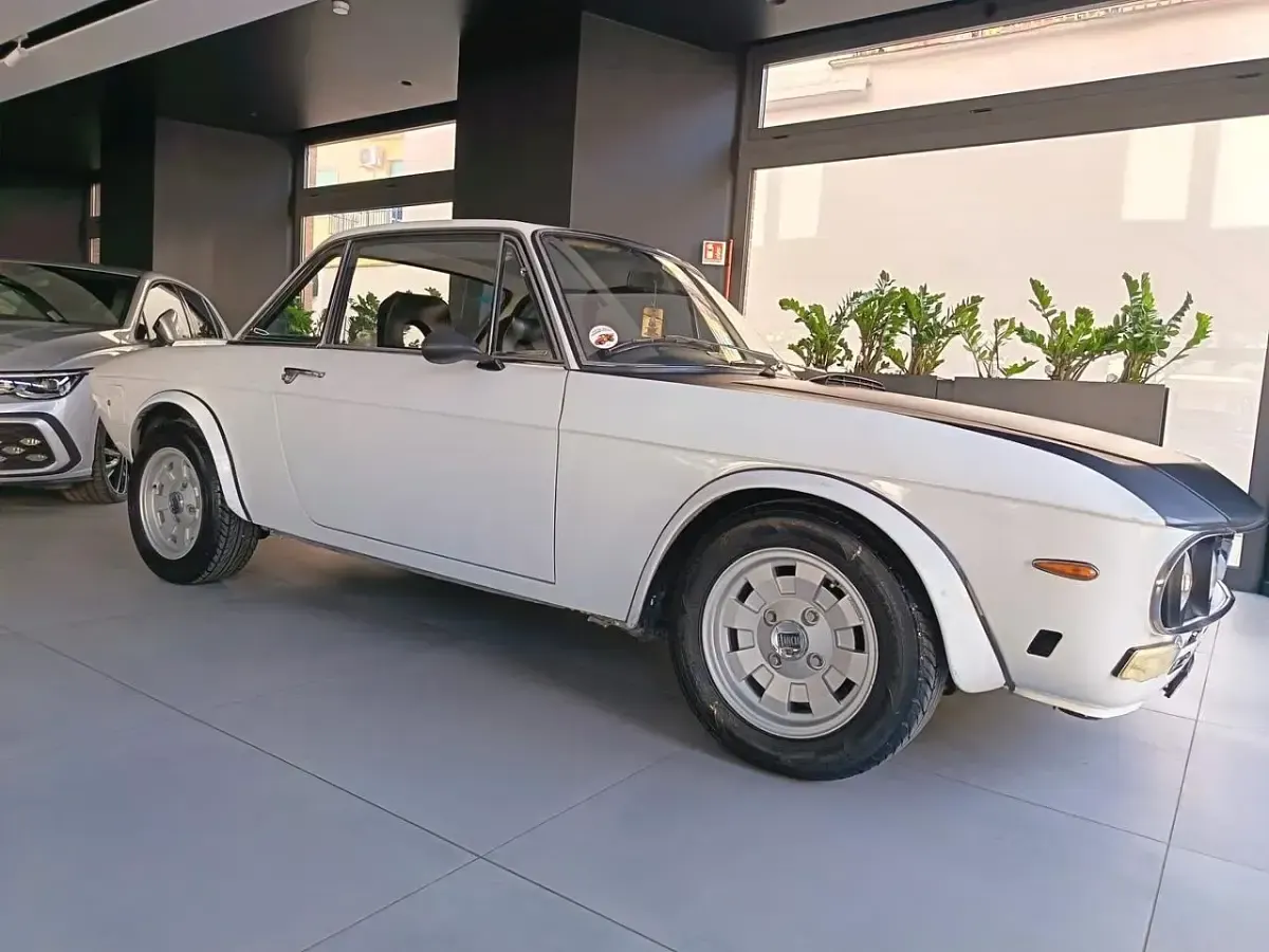 Usata Lancia Fulvia 115 CV (84 kW) 1972 Bianco Coupé