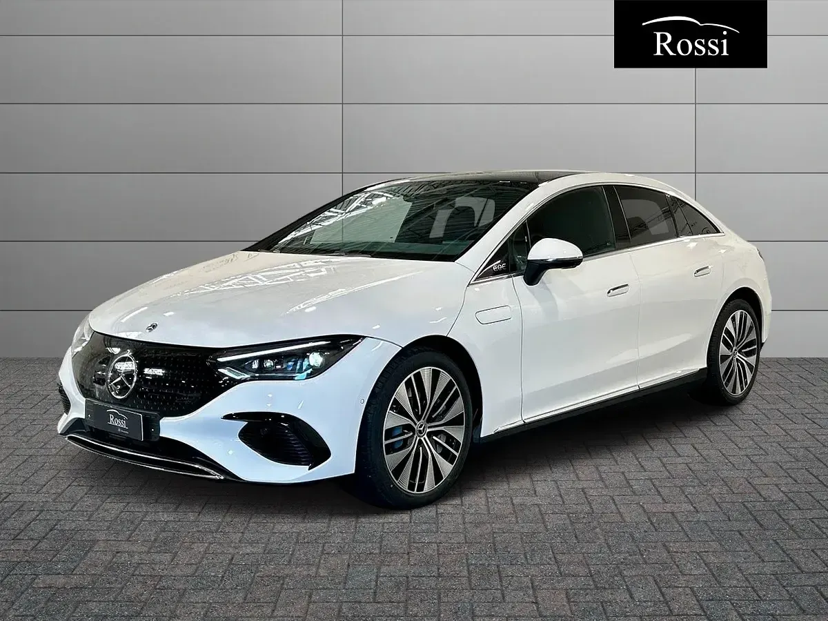 Käytetty Mercedes EQE350 135 kW (184 HP) 2025 Sedan