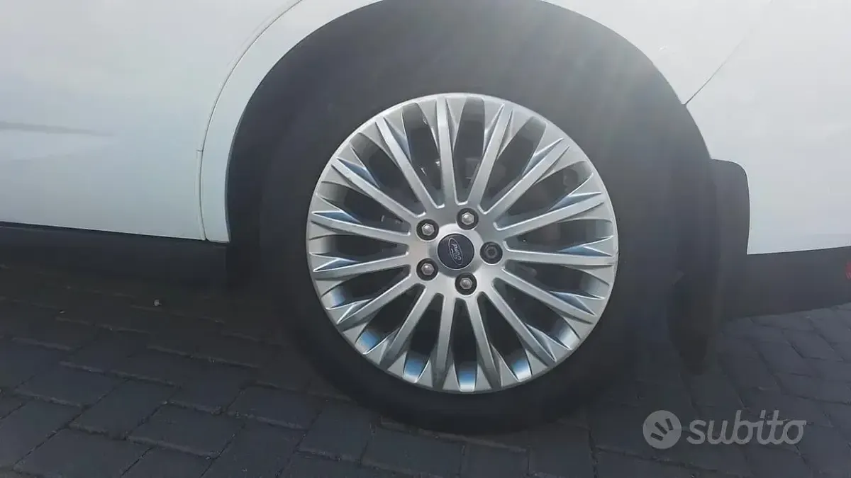 Usata Ford C-MAX Titanium 116 CV (85 kW) 2011 Bianco Monovolume