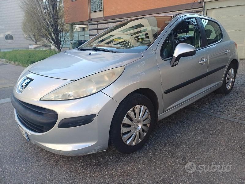 Usata Peugeot 207 88 CV (64 kW) 2007 Grigio Berlina