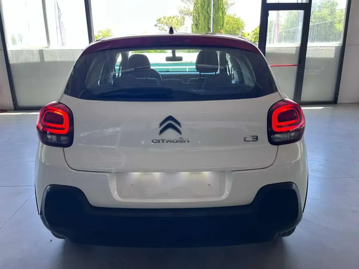 Usata Citroën C3 Feel 102 CV (75 kW) 2023 Bianco Utilitaria