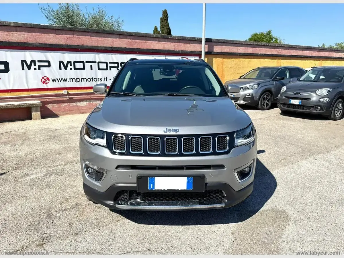 Usata Jeep Compass Limited 140 CV (102 kW) 2018 Grigio SUV