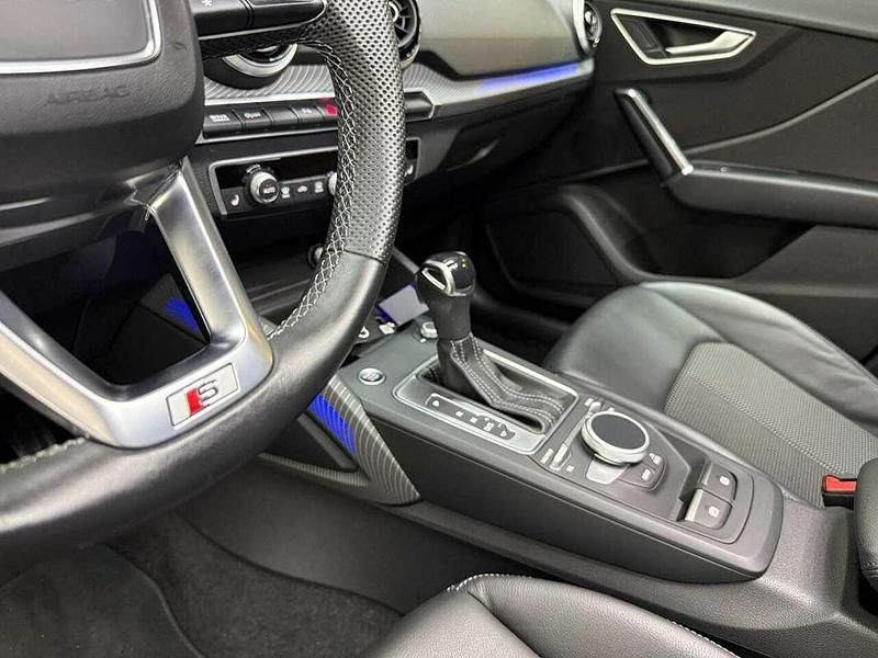 Usata Audi Q2 Ambiente 150 CV (110 kW) 2022 Grigio SUV