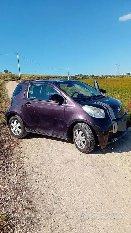Usata Toyota iQ 68 CV (50 kW) 2009 Utilitaria