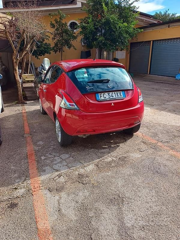 Usata Lancia Ypsilon S 95 CV (69 kW) 2016 Utilitaria