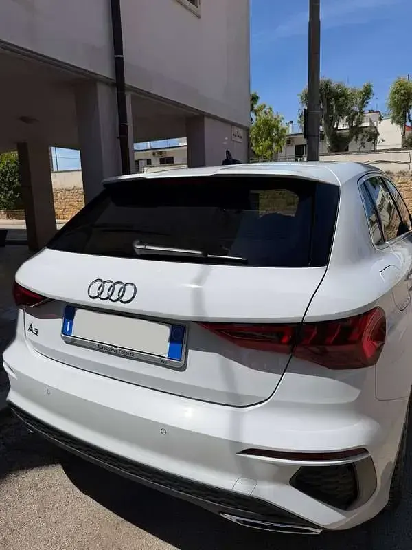 Usata Audi A3 S-Line 150 CV (110 kW) 2023 Bianco Berlina
