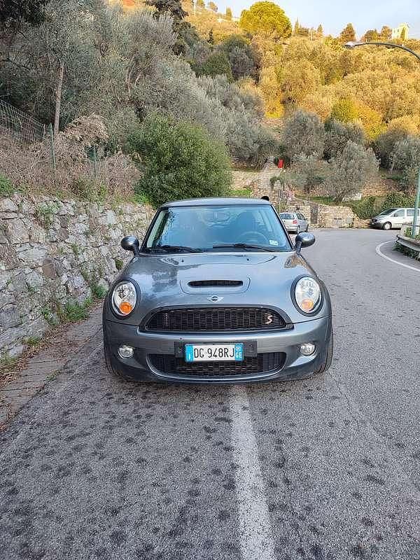 Usata Mini Cooper S Salt 174 CV (127 kW) 2007 Grigio Utilitaria