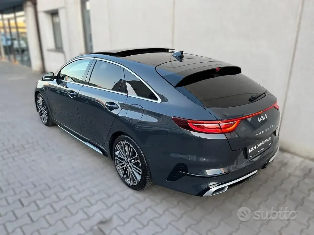 Usata Kia ProCeed GT-Line 160 CV (117 kW) 2023 Grigio Station wagon
