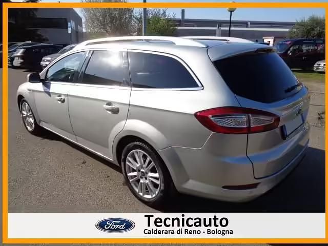 Usata Ford Mondeo Titanium 163 CV (119 kW) 2011 Argento Station wagon