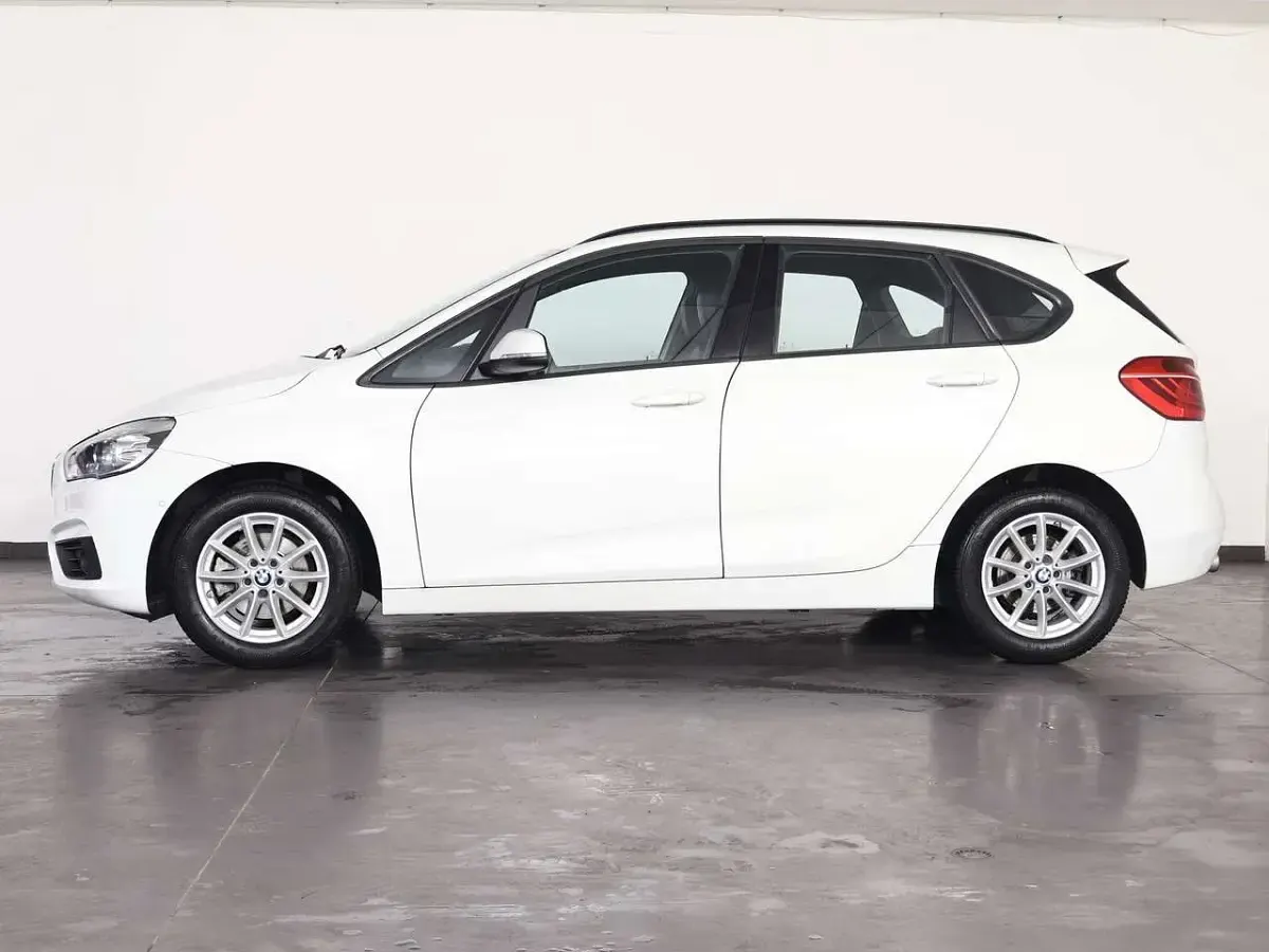 Usata BMW 218 Active Tourer Advantage 140 CV (102 kW) 2018 Bianco Monovolume