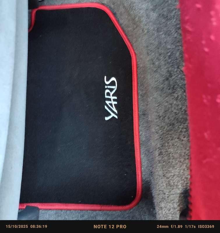 Usata Toyota Yaris Sol 68 CV (50 kW) 2000 Berlina