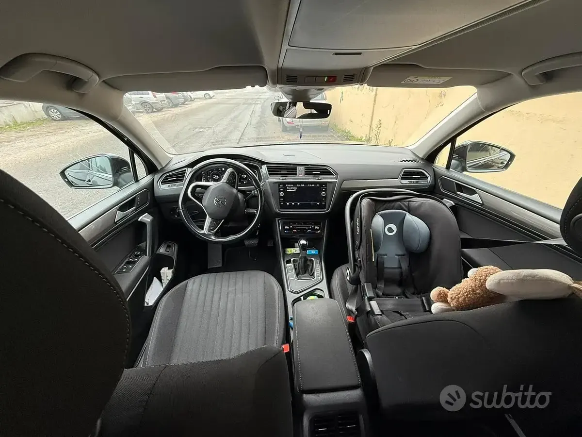 Usata VW Tiguan Allspace 150 CV (110 kW) 2022 Nero SUV