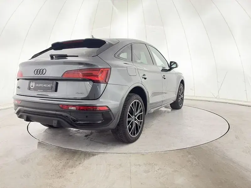 Usata Audi Q5 Sportback Ambiente 204 CV (150 kW) 2023 Grigio SUV