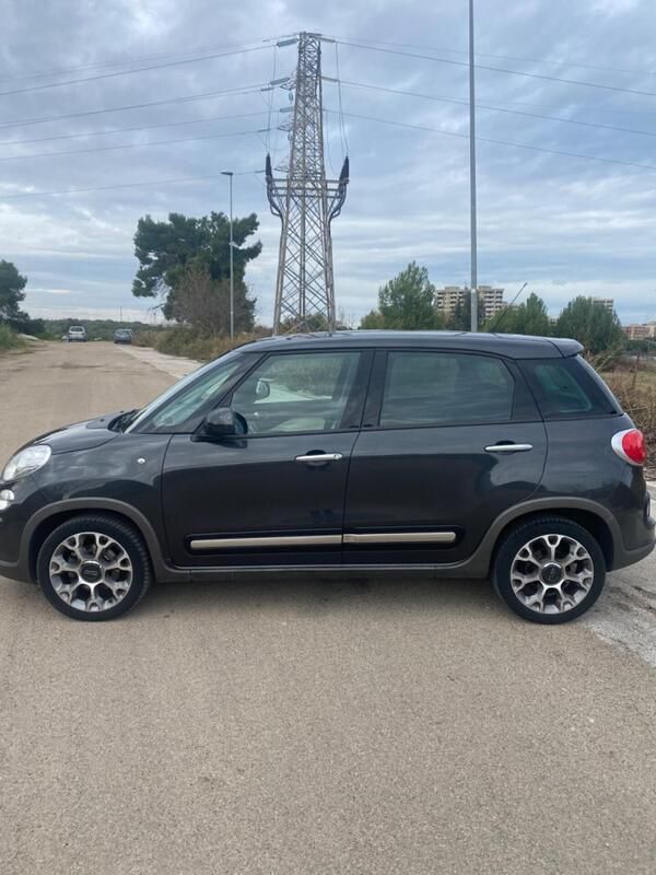 Usata Fiat 500L Trekking 120 CV (88 kW) 2015 Nero Monovolume