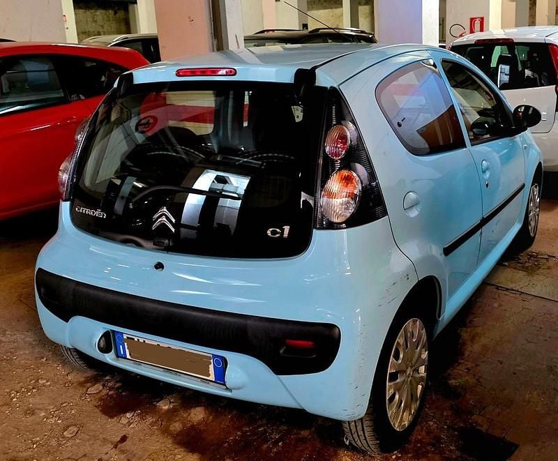 Usata Citroën C1 Live 69 CV (50 kW) 2014 Blu Utilitaria
