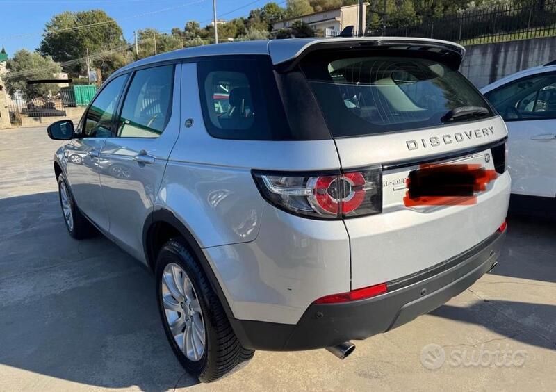 Grigio Usata 2016 Land Rover Discovery Sport SUV | 11.500 € (Ottimo prezzo) - Immagine 1/2