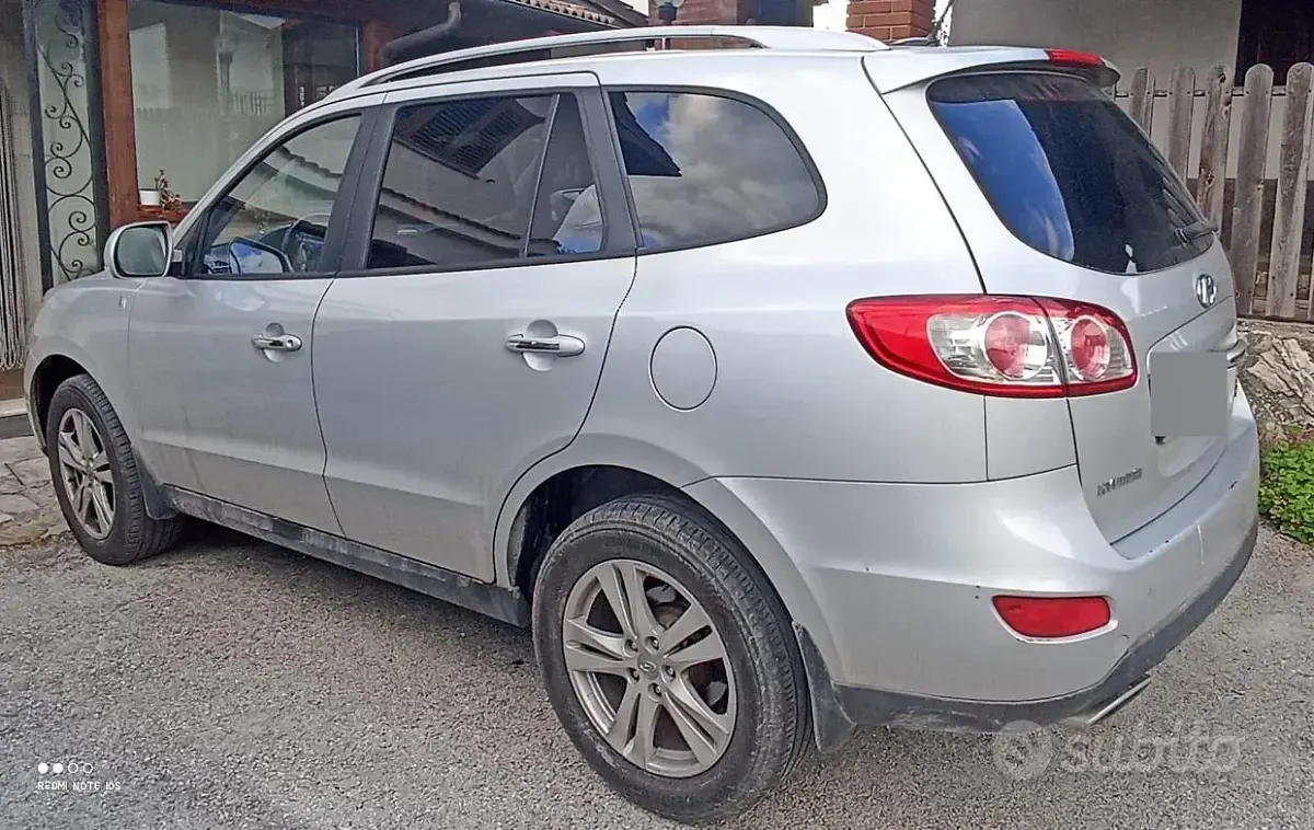 Usata Hyundai Santa Fe 197 CV (144 kW) 2011 Grigio SUV