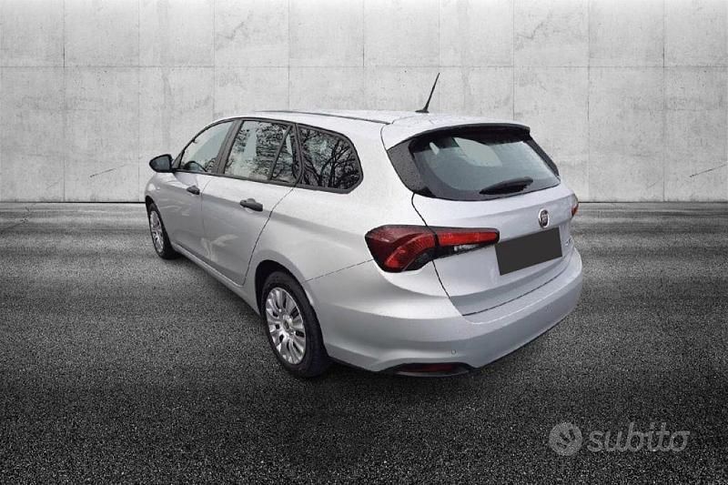 Usata Fiat Tipo City Life 131 CV (96 kW) 2021 Grigio metallizzato Berlina