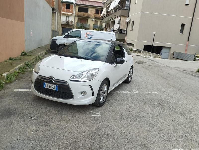 Usata Citroën DS3 91 CV (66 kW) 2014 Bianco