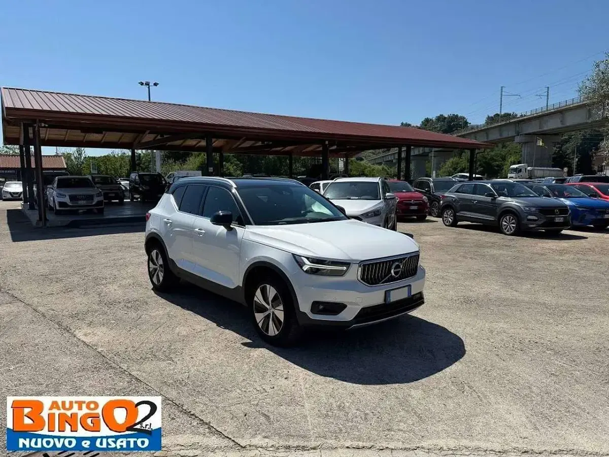 Usata Volvo XC40 179 CV (131 kW) 2021 Bianco SUV
