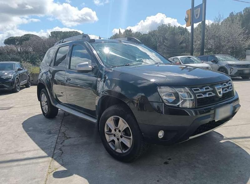 Usata Dacia Duster Lauréate 110 CV (80 kW) 2014 Nero SUV