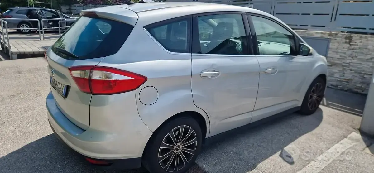 Usata Ford C-MAX 115 CV (84 kW) 2013 Grigio Monovolume