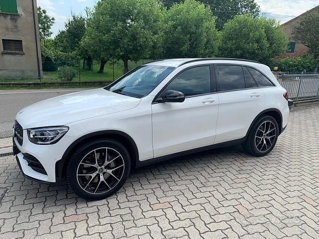 Bianco Usata 2019 Mercedes GLC200 Premium SUV | 34.900 € (Ottimo prezzo) - Immagine 1/4