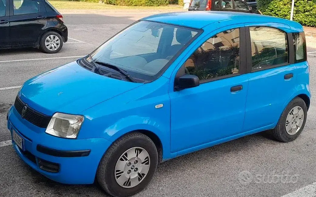 Usata Fiat Panda 68 CV (50 kW) 2006 Blu Utilitaria