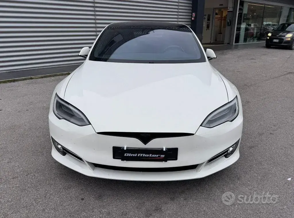 Usata Tesla Model S Performance 180 kW (245 CV) 2020 Grigio Utilitaria