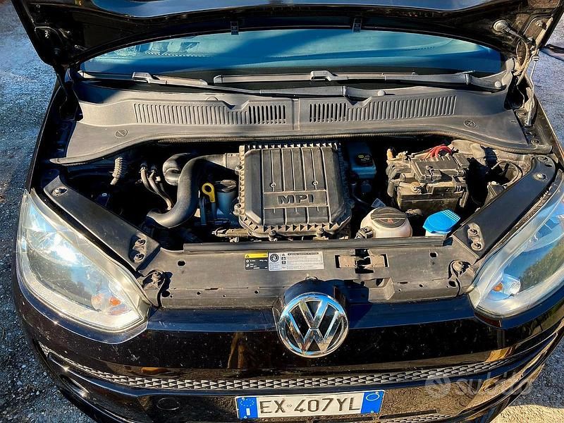 Usata VW up! 60 CV (44 kW) 2014 Nero Utilitaria