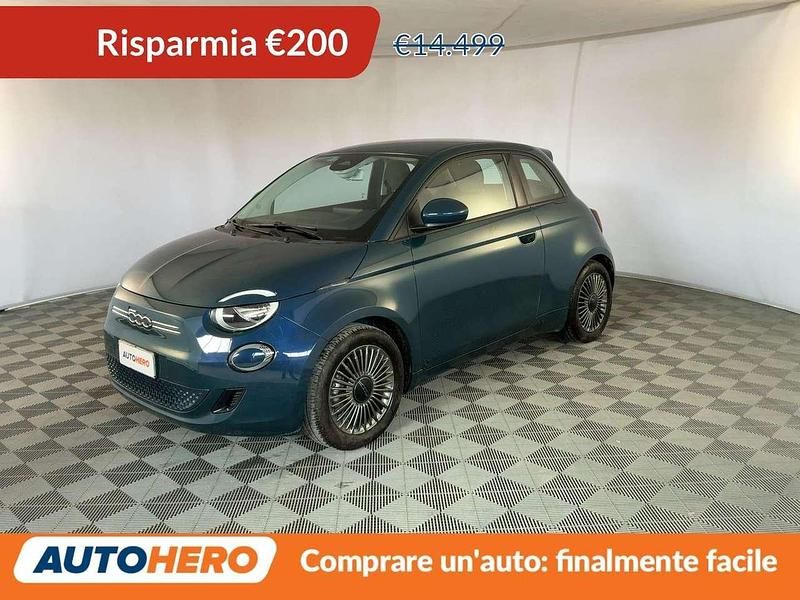 Usata Fiat 500e Icon 86 kW (118 CV) 2023 Blu/azzurro Utilitaria