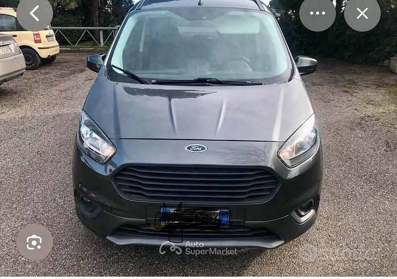 Usata Ford Courier Sport 2019 Monovolume