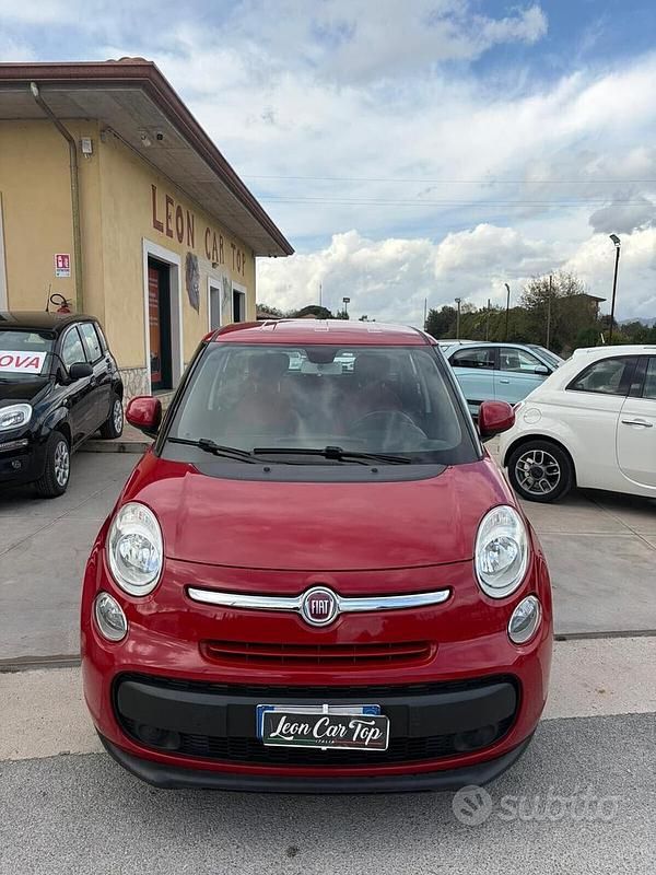 Usata Fiat 500L Living 120 CV (88 kW) 2014 Rosso Monovolume