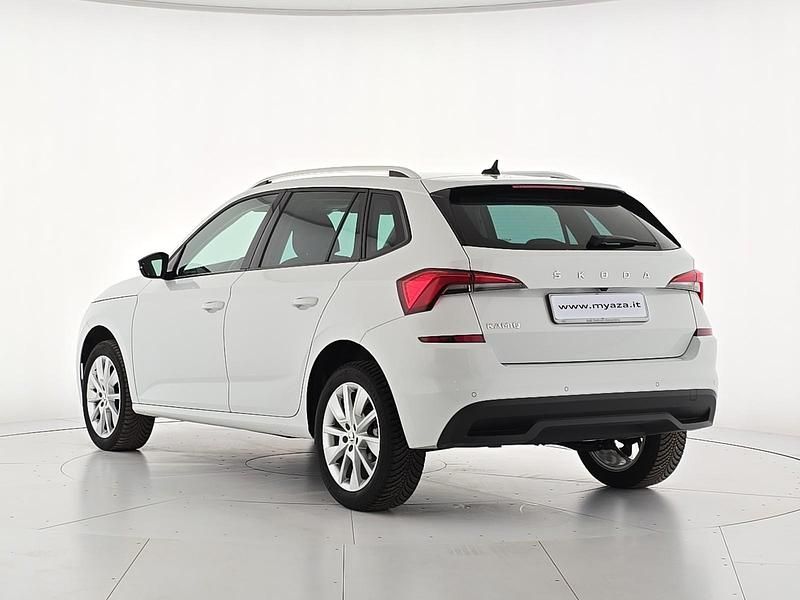 Usado Skoda Kamiq Style 110 CV (80 kW) 2022 Other SUV