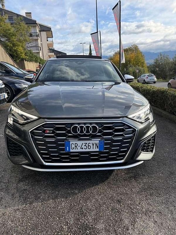 Usata Audi S3 Sport 310 CV (228 kW) 2023 Grigio daytona Berlina