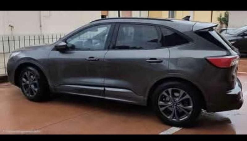 Usata Ford Kuga ST-Line X 120 CV (88 kW) 2021 SUV