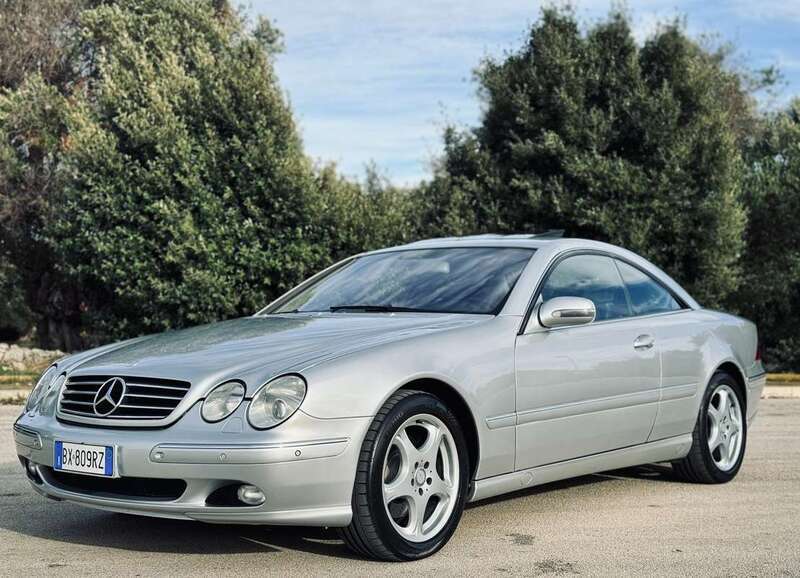 Usato 2001 Mercedes 500 5.0 Benzin 306 CV (20.900 €)