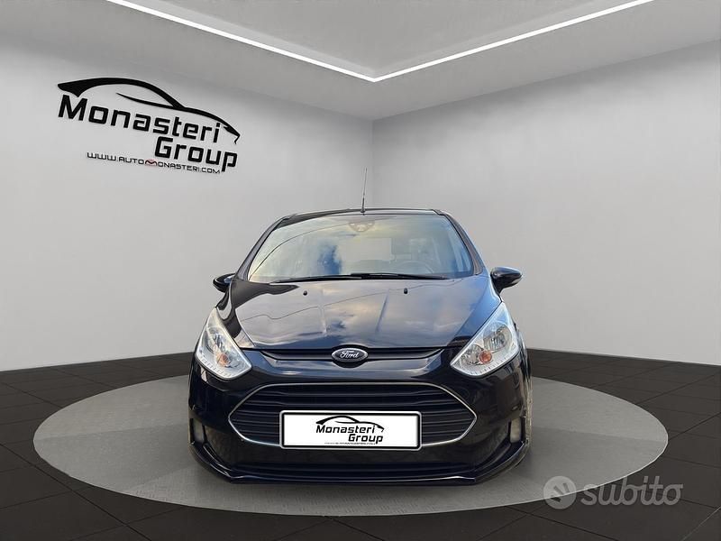 Usata Ford B-MAX Individual 125 CV (91 kW) 2015 Nero Monovolume