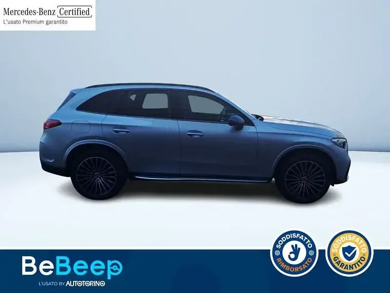 Usata Mercedes GLC300e Advanced 333 CV (244 kW) 2024 Argento metallizzato SUV