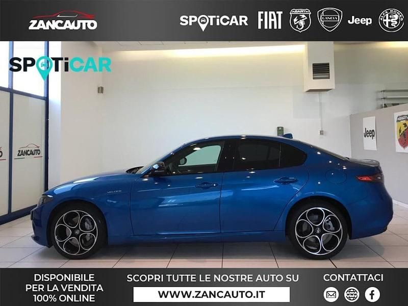Usata Alfa Romeo Giulia Veloce 280 CV (205 kW) 2024 Blu Berlina
