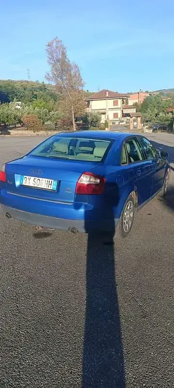 Usata Audi A4 Ambiente 150 CV (110 kW) 2000 Blu Berlina
