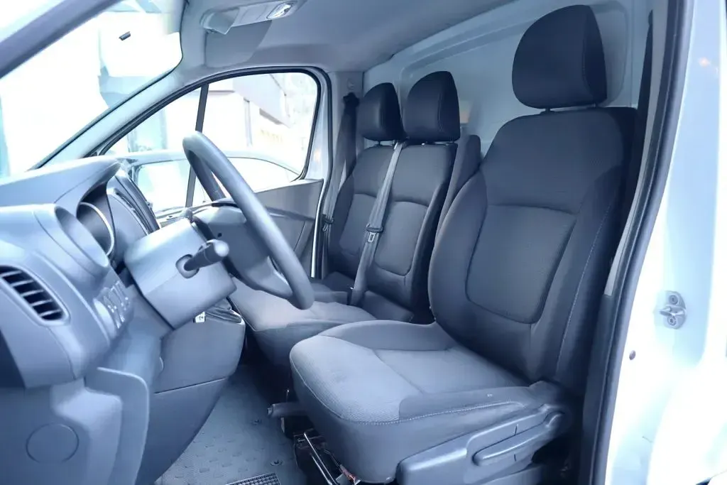 Usata Renault Trafic 120 CV (88 kW) 2021 Bianco