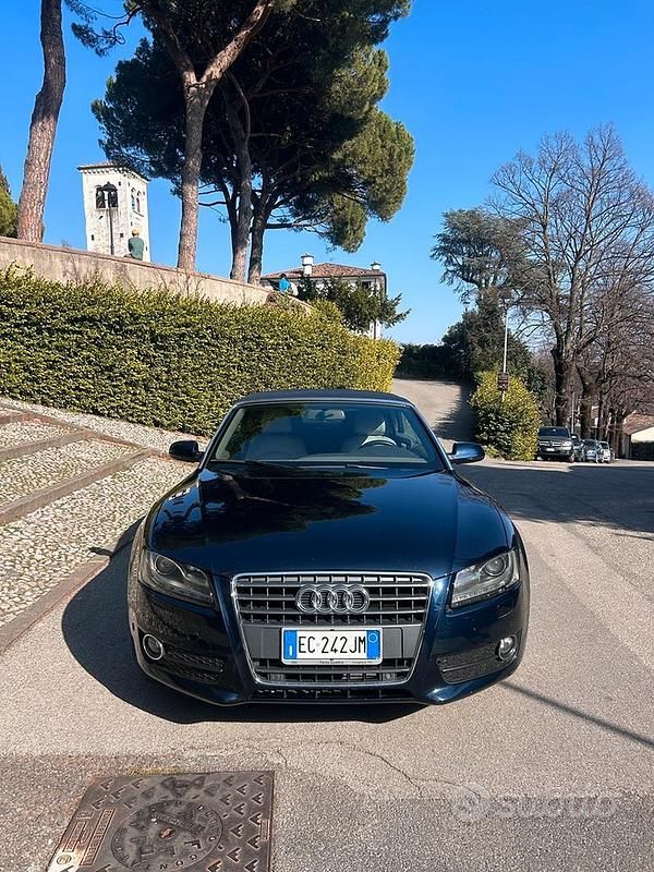 Usata Audi A5 Cabriolet 160 CV (117 kW) 2010 Blu/azzurro Cabrio