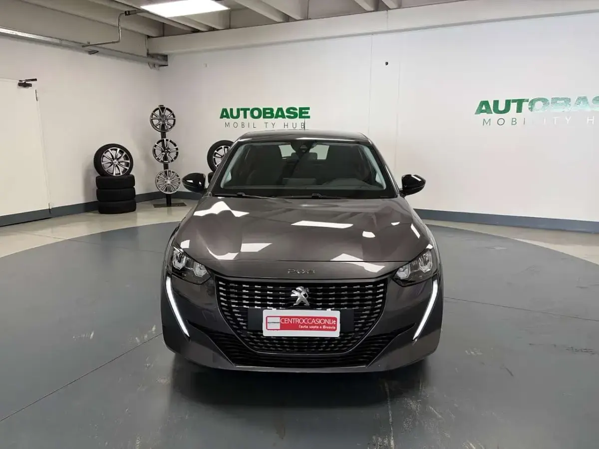 Usata Peugeot 208 Active 75 CV (55 kW) 2023 Grigio Utilitaria